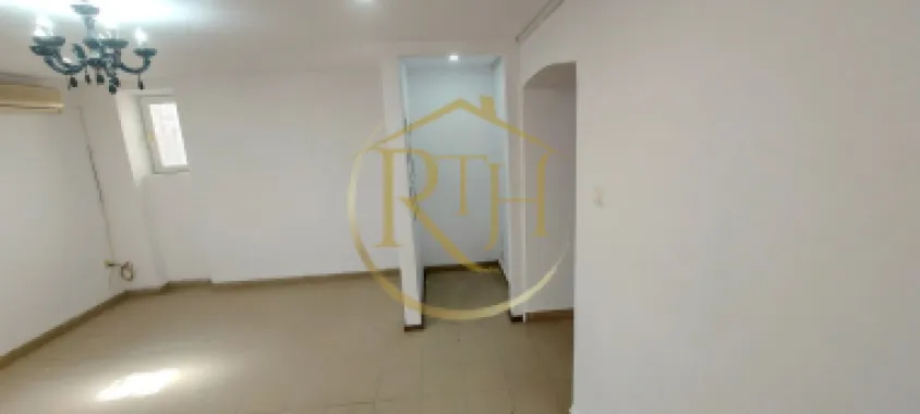 Se inchiriaza spatiu comercial situat in apropiere de Piata 700 si Piata Unirii