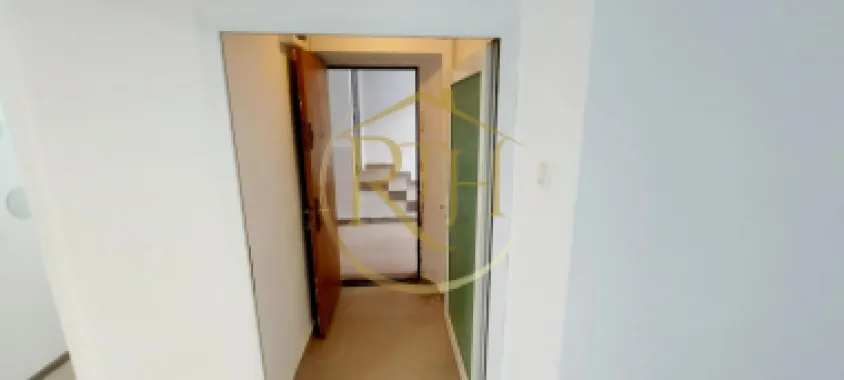Se inchiriaza spatiu comercial situat in apropiere de Piata 700 si Piata Unirii
