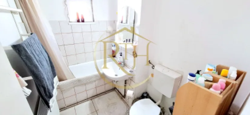 Oferim spre vanzare, Apartament cu 3 camere, Girocului, Sp. Judetean