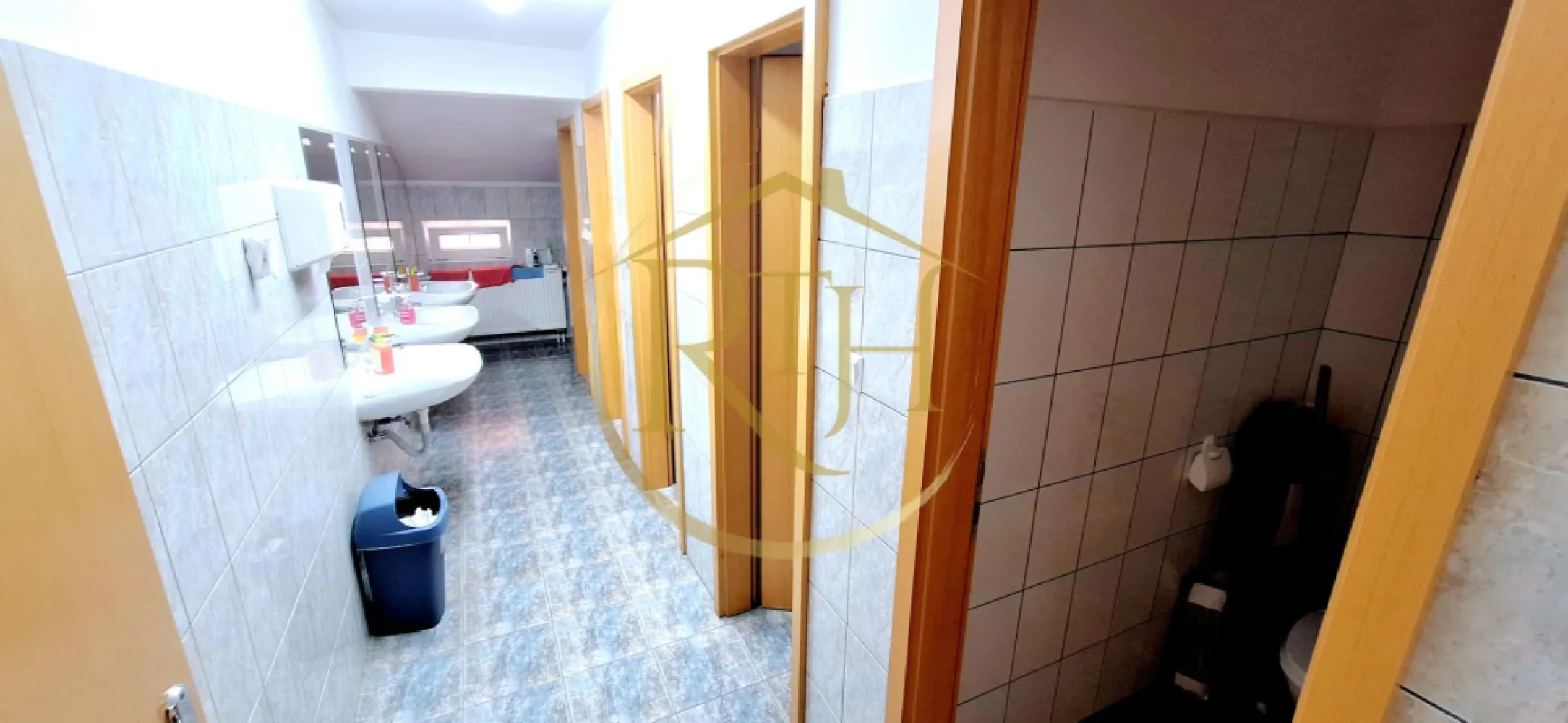 Oferim spre inchiriere spatii pentru birouri, zona Soarelui