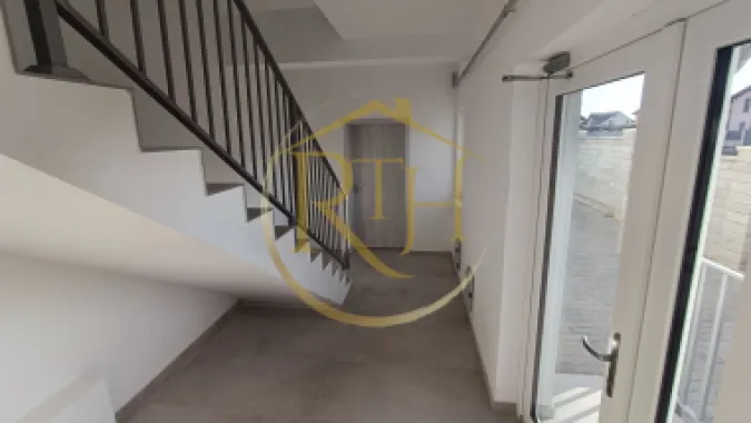 Nu rata ultimele 2 apartamente, 2 camere 53 mp,curte proprie 23 mp, 0% Comision
