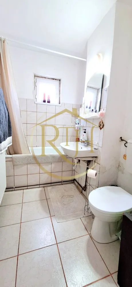 Oferim spre vanzare, Apartament cu 3 camere, Girocului, Sp. Judetean 0% Comision