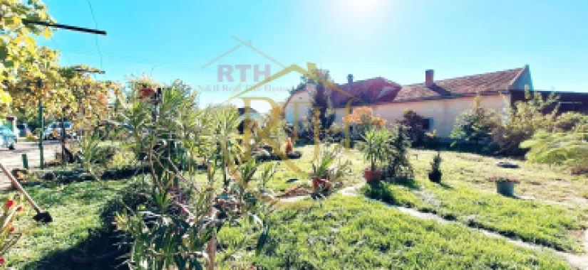 Parcela de teren, ideala pentru casa, sp 1300 mp, utilitati