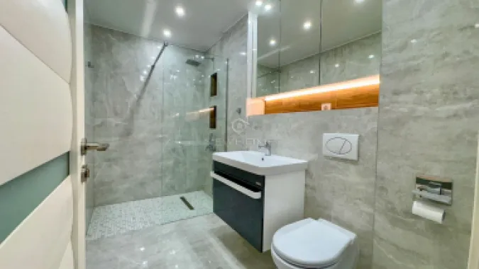 Comision 0% Apartament cu 3 camere de vânzare în zona Centrală