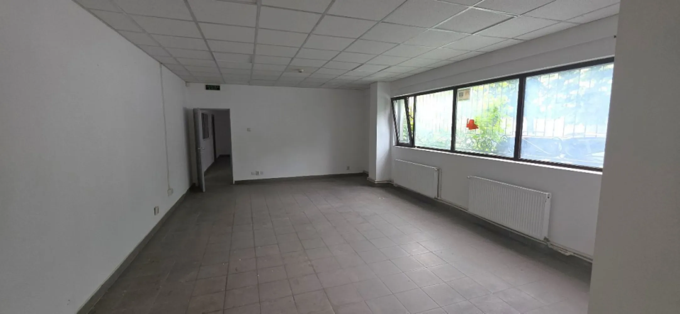 Theodor Pallady hala depozitare /productie 550 mp de inchiriat - K Imobiliare propune spre inchiriere in zona Theodor Pallady spatiu tip hala productie/depozitare suprafata 550 mp , inaltime 8 m , 3 grupuri sanitare , birouri , acces tir , gaz , apa , canalizare , curent trifazic .