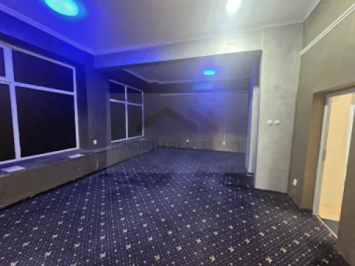 Spațiu comercial 110 mp, parter, vitrină, vizibilitate DN1, Otopeni