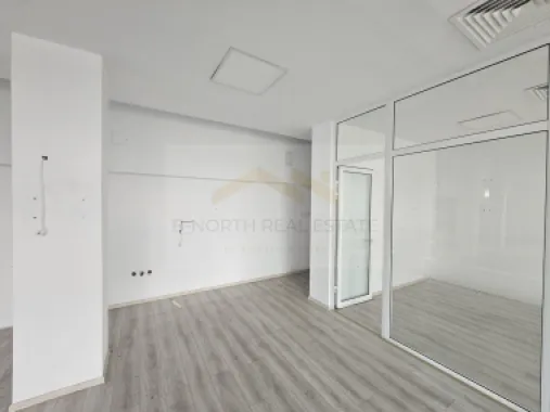 Spațiu comercial 205 mp, vitrină stradală 18 m, Calea Griviței – Pod Basarab