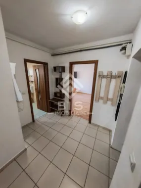 Apartament Spațios 70 mp + 2 Balcoane (15 mp)
