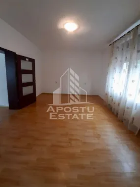 Casa individuala, zona Parneava