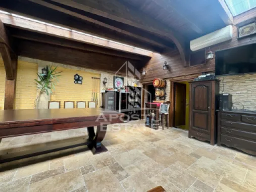 Casa Multifunctionala – Pensiune, Evenimente, Piscina si Crama