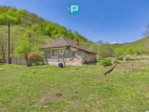 Teren pentru investiții în Luncoiu de Jos