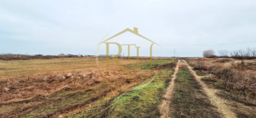 De vanzare parcele teren intravilan in Urseni pentru constructii rezidentiale.