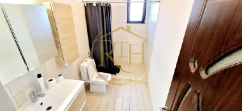 Inchiriez casa individuala cu 3 camere, Giroc, Aproape de Primarie