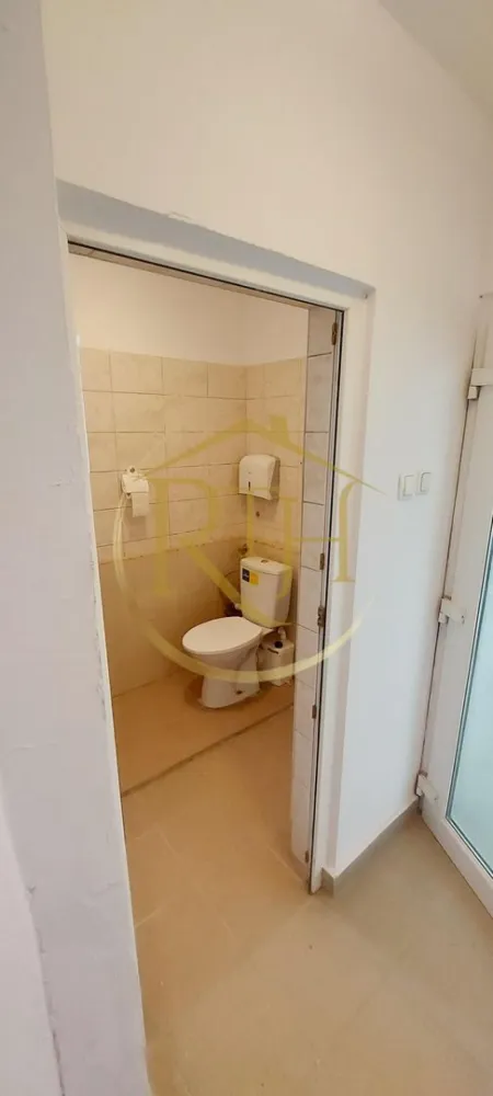 Închiriere spațiu comercial – Zona Centrală – 77 mp
