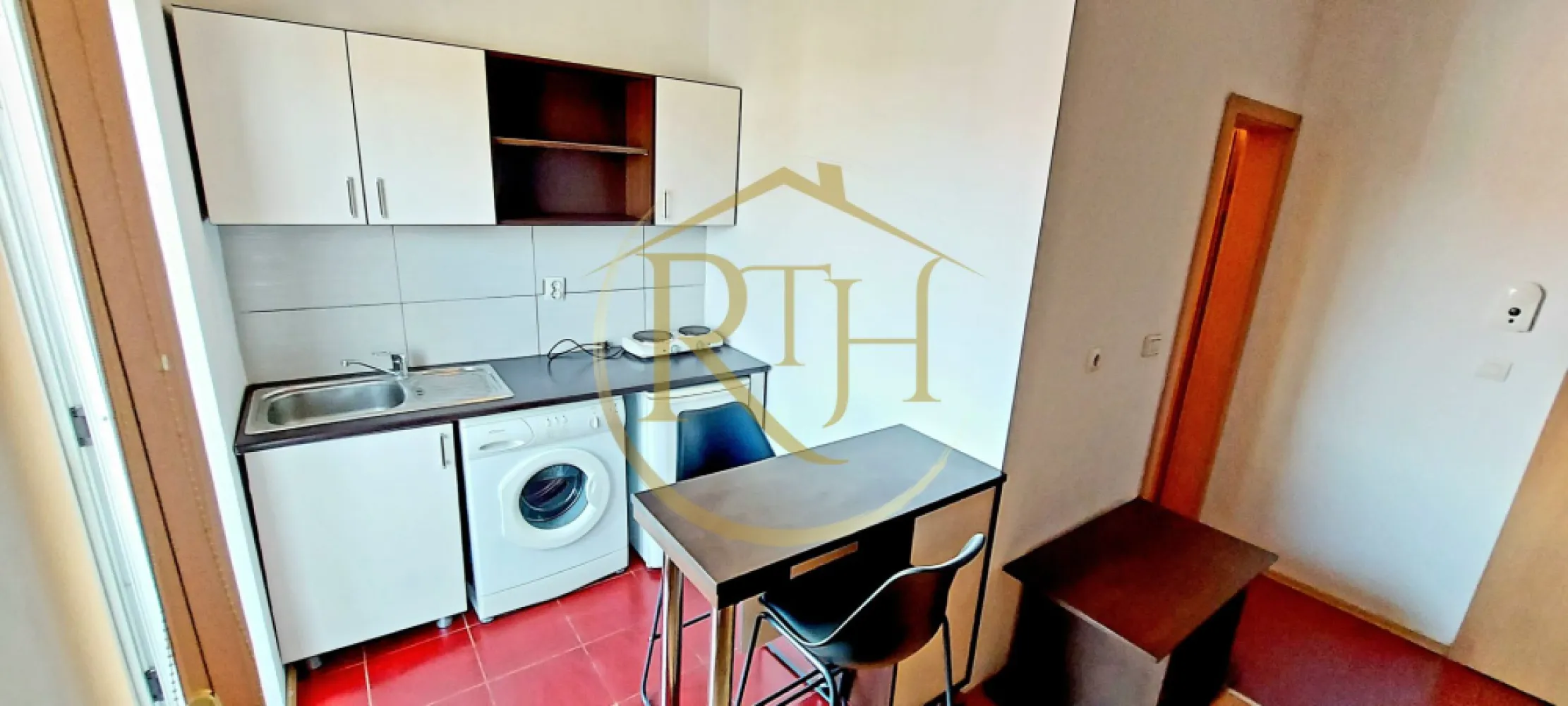 Oferim spre inchiriere, apartament 1 camera, studio, Zona Soarelui