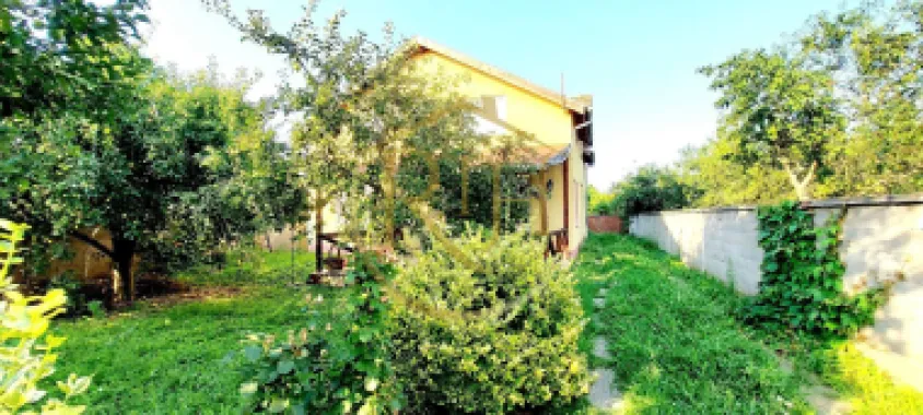 Oferim spre vanzare casa, 6 camere, 162mp utili, 809mp teren, in Giroc