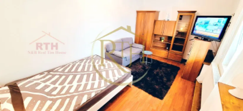 Oferim spre vanzare, proprietate deosebita, 7 camere, zona Modern