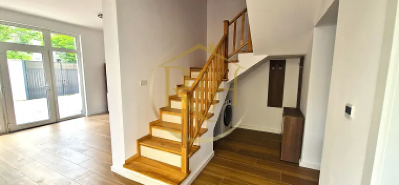 Apartament SAD de închiriat într-un triplex – locuință sau diverse activități