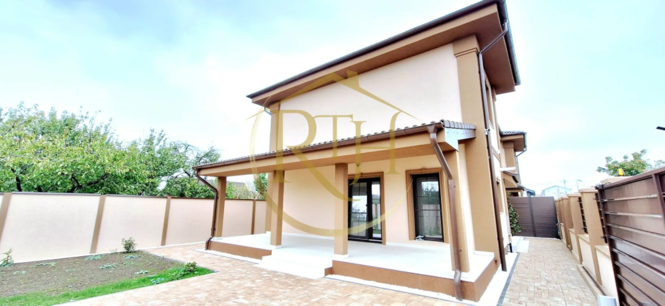 Oferim spre vanzare casa deosebita, cu 5 camere, Giroc, zona Centrala