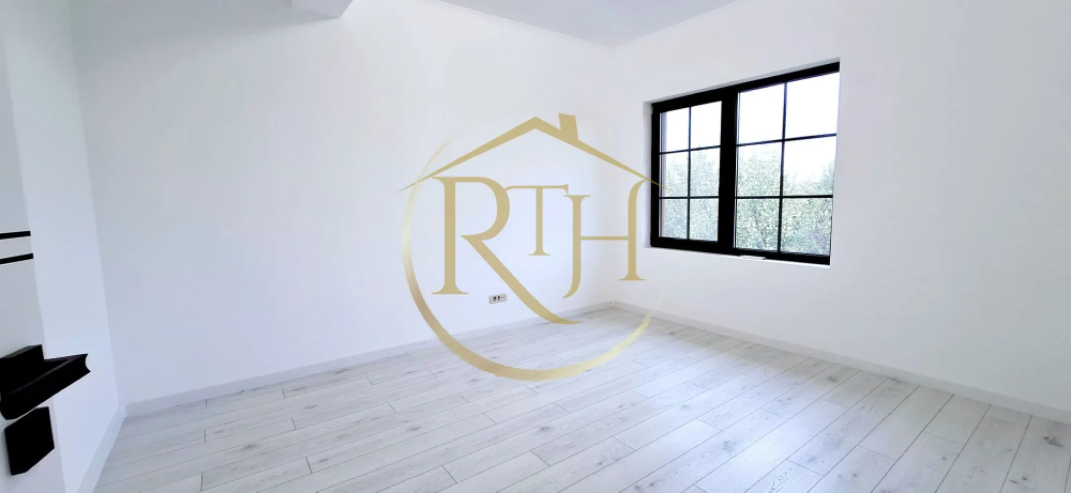 Oferim spre vanzare casa deosebita, cu 5 camere, Giroc, zona Centrala