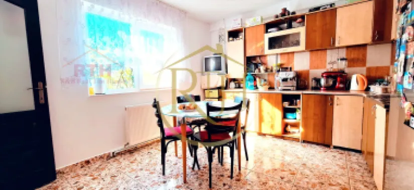 Oferim spre vanzare, Casa cu 5 camere, teren 1500 mp, Beregsau Mare
