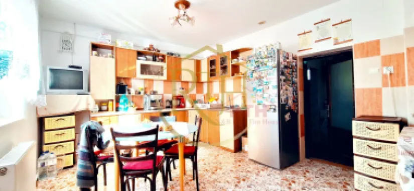Oferim spre vanzare, Casa cu 5 camere, teren 1500 mp, Beregsau Mare