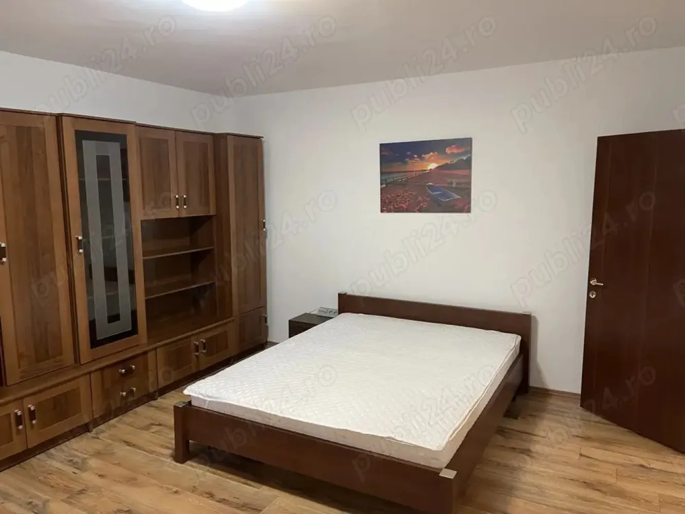 BRASADAS închiriază garsoniera 41mp PARTER 1990 Nerva Traian - Agenția imobiliara BRASADAS închiriază garsoniera Nerva Traian-Vlaicu Voda ,1990, P 8,decomandat, 41mp.,mobilat si utilat, apometre, AC.,reabilitat termic,liber,