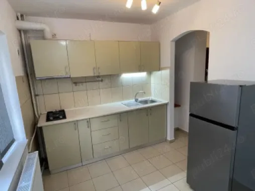 BRASADAS închiriază garsoniera 41mp PARTER 1990 Nerva Traian