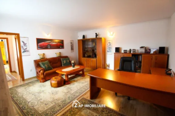 Unirii - Casa Zona Romcab - 400mp - 1259 mp teren - Garaj dublu - piscina