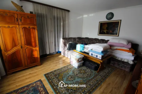 Unirii - Casa Zona Romcab - 400mp - 1259 mp teren - Garaj dublu - piscina