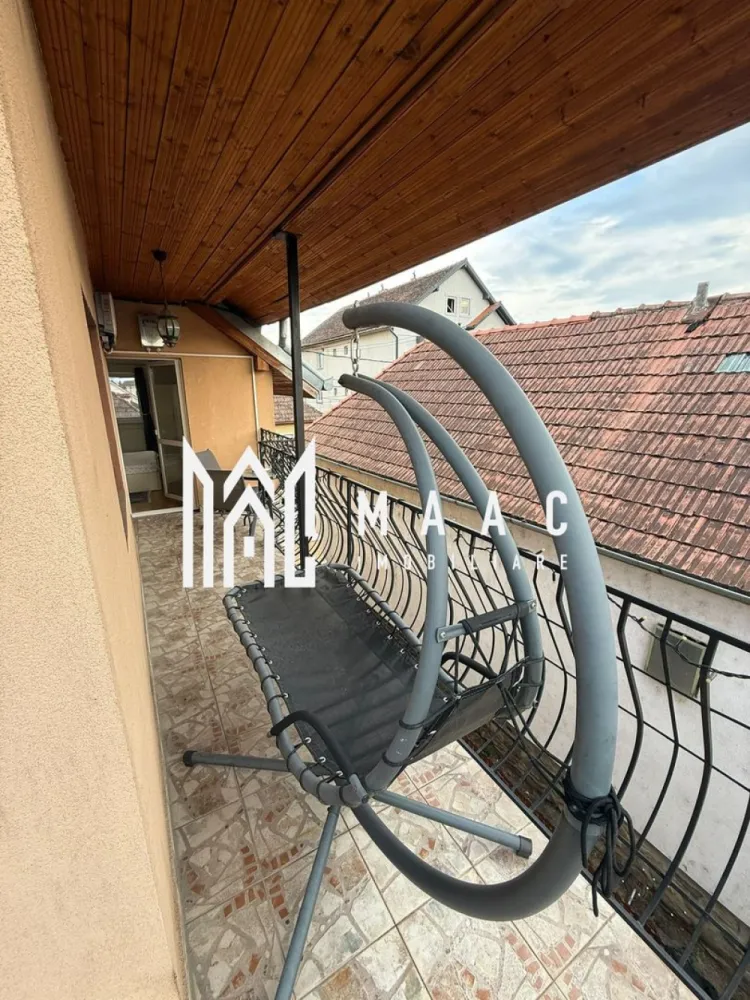 Casă de vânzare 3 camere | Lupeni, Sibiu | 141 mp utili, teren 676 mp