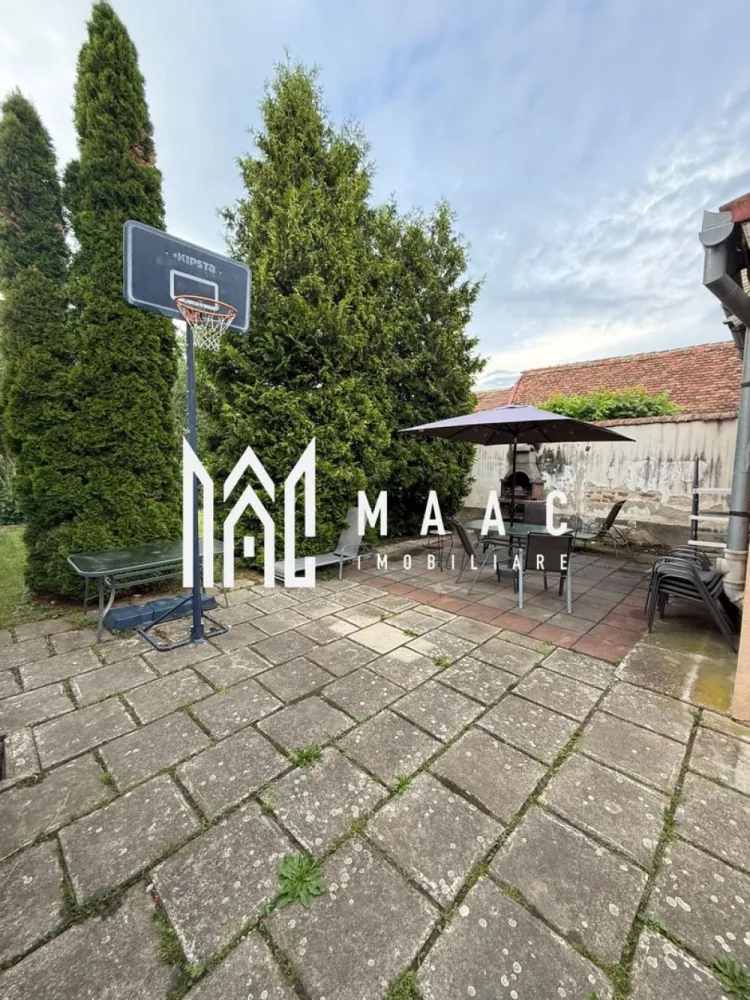 Casă de vânzare 3 camere | Lupeni, Sibiu | 141 mp utili, teren 676 mp