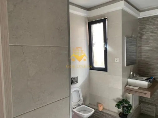 Spatiu birou/Apartament, 3 camere, decomandate, Eroilor, Zona Teatru