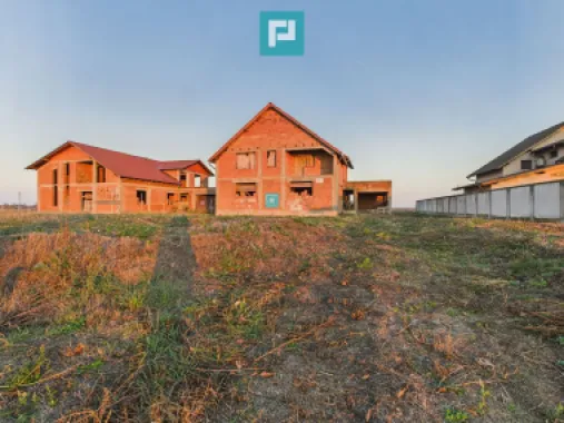Proprietate impresionantă între Curtici și Macea