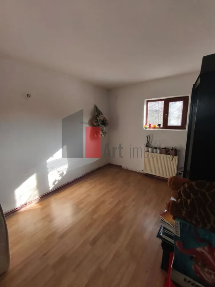 Casa Vanzare Giulesti 4 camere