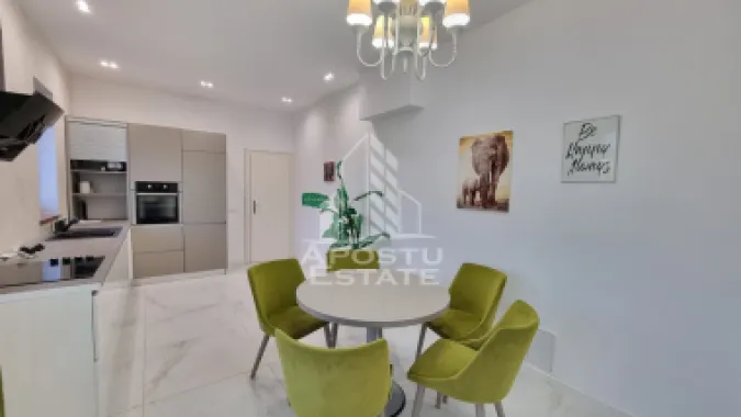 Apartament 2 camere, 2 balcoane, centrala proprie, Complex Studentesc
