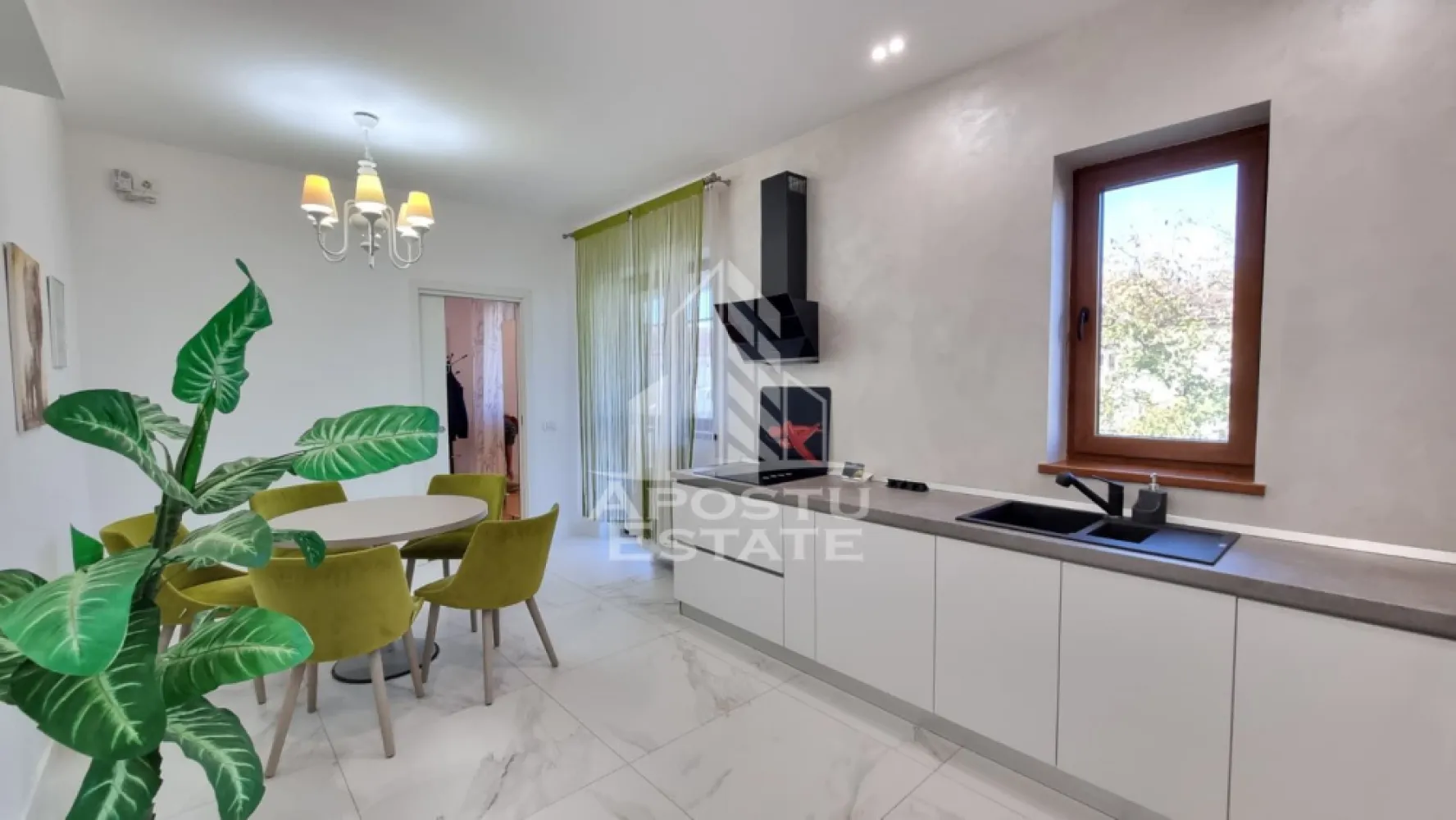 Apartament 2 camere, 2 balcoane, centrala proprie, Complex Studentesc