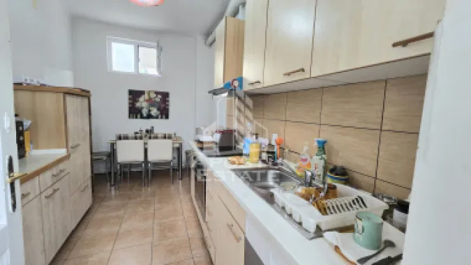 Casa de vanzare, 7 camere si 4 bai, comision 0, zona Odobescu