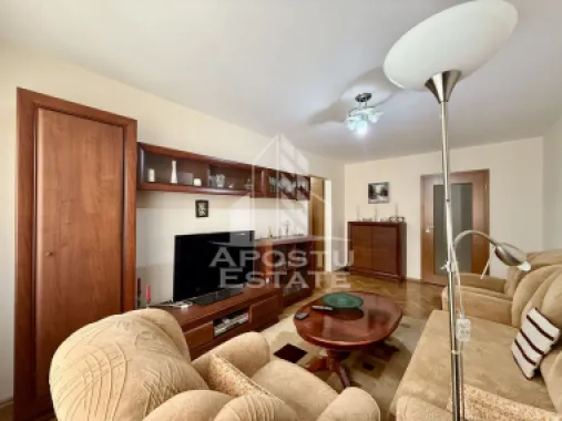 Apartament 3 camere, 2 bai, etaj 1, mobilat, zona Olimpia-Stadion