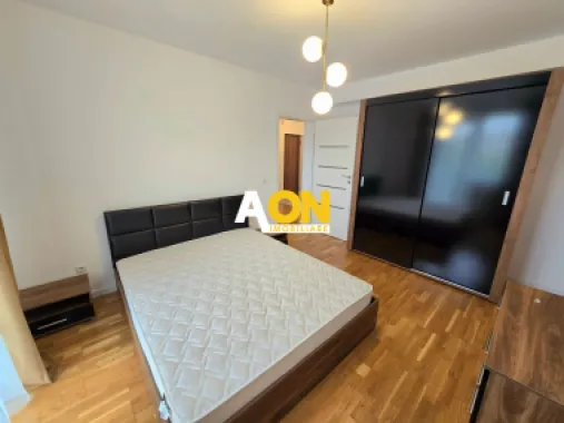 Apartament cu 2 Camere, Decomandat, Complet Mobilat, Zona Cetate