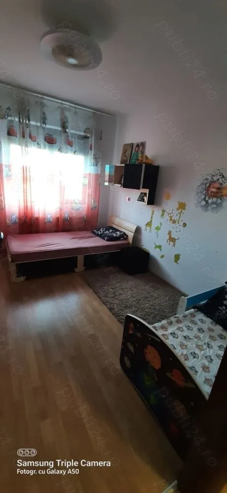 inchiriez apartament 3 camere ,loc parcare - strada prelungirea ghencea 124D, sector 6,et 2,mobilat,utilat gata de mutat,1 luna avans plus chiria