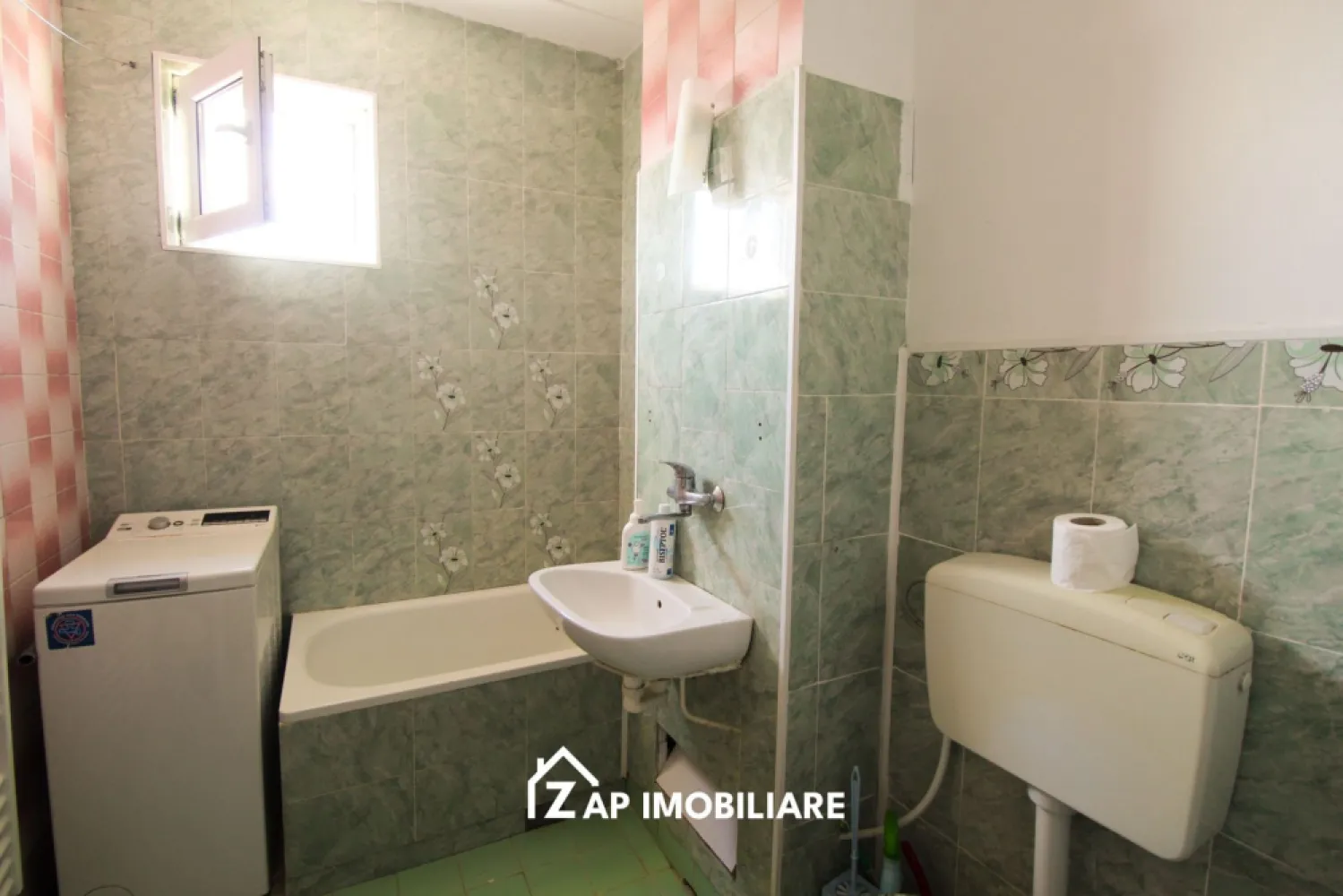 Unirii - Ap 2 cam - 54 mp - In Spate la Palas - 2 balcoane
