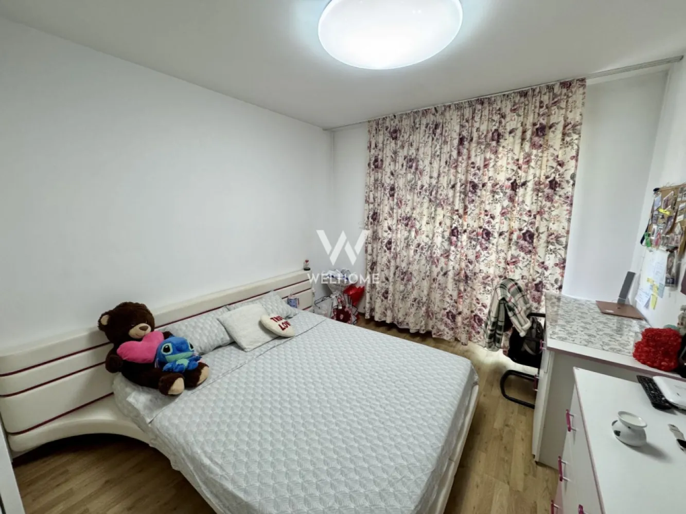 Apartament 3 camere, mobilat si utilat, loc de parcare