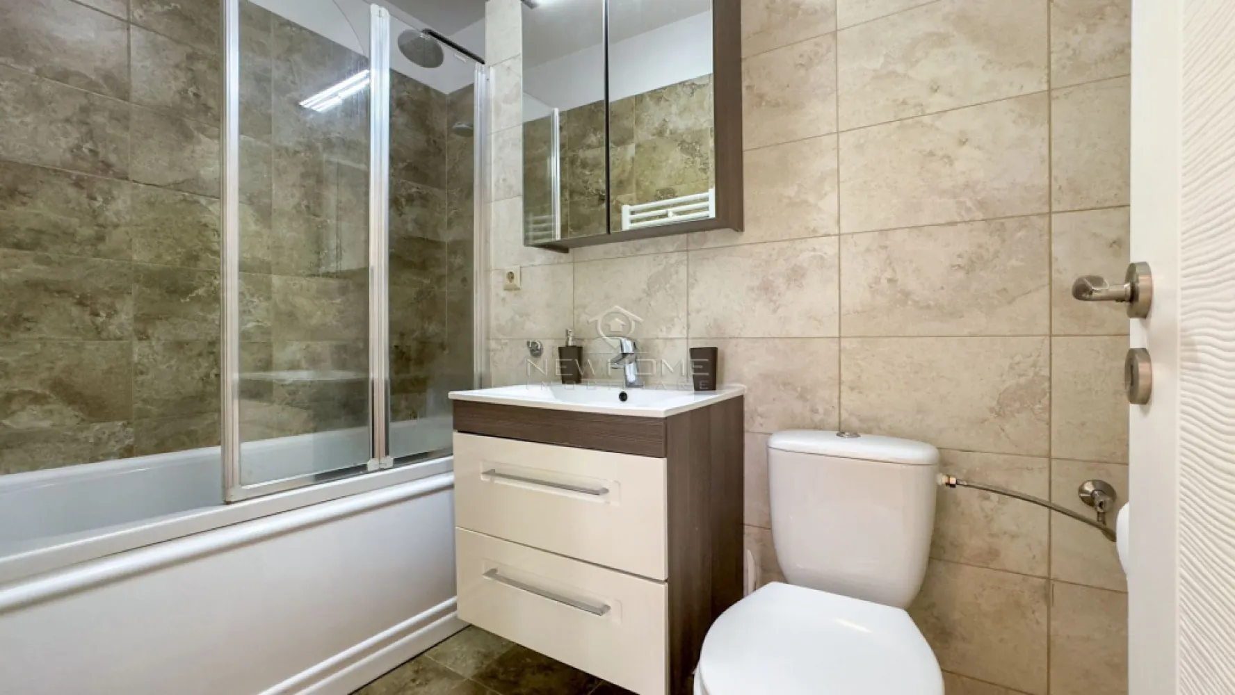 Apartament 3 camere, zona Iulius Mall FSEGA