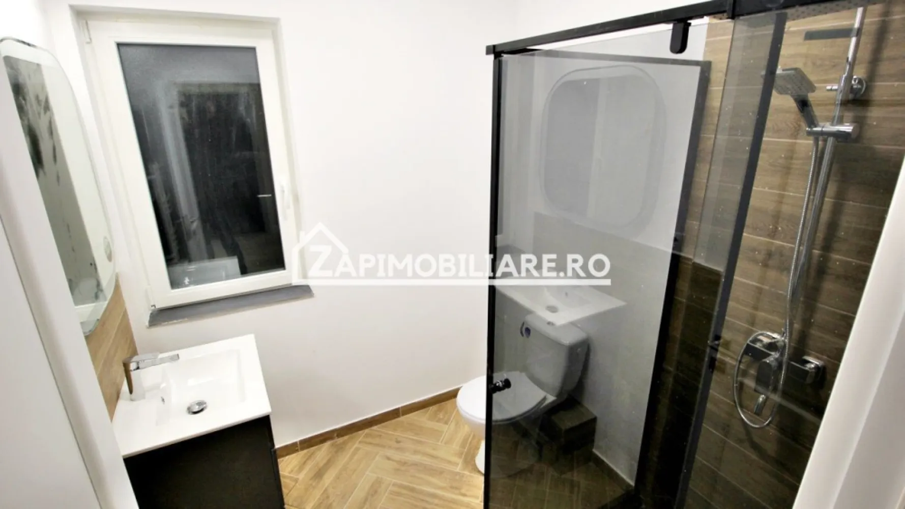 Casa 5 camere la cheie 175mp,520mp teren,mobilată și utilată