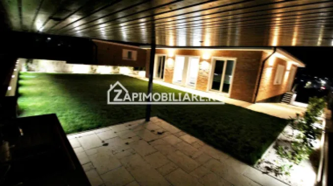 Casa 5 camere la cheie 175mp,520mp teren,mobilată și utilată