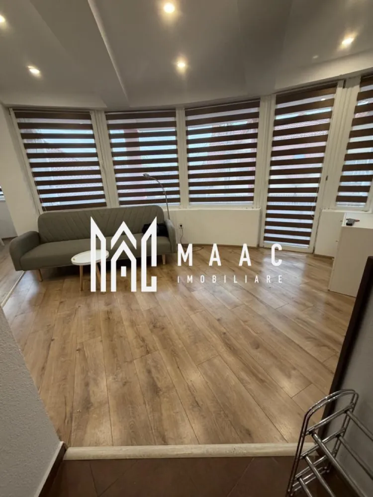 Apartament la casă | 2 camere | Balcon | 58MPU | Lazaret - MAAC Imobiliare vă propune spre închiriere un apartament situat la casă, o oportunitate ideală pentru cei care caută confortul unei locuințe individuale într-o zonă liniștită și în apropierea punctelor de interes precum centru, facultăți , mijloace de transport în comun. Locuința are o suprafață utilă de 58 mp și este poziționată la etajul 1, având o compartimentare practică formată din : -2 camere -dormitor -living -bucătărie open-space -o baie cu geam -balcon Apartamentul se închiriază complet mobilat și utilat, fiind dotat cu : -dressing -cabină de duș -aragaz -frigider -hotă -mașină de spălat rufe -mașină de spălat vase Confortul termic este unul superior, asigurat prin calorifere și sistem de încălzire prin pardoseală. Ferestre dotate cu jaluzele orizontale. Condiții închiriere: -nu se acceptă animale de companie -fumători da,cu condiția să fumeze afară/pe balcon -garanție în cuantumul unei chirii Pentru programarea unei vizionări sau mai multe detalii contactați-ne și specificați codul proprietății ID: CP2891659.