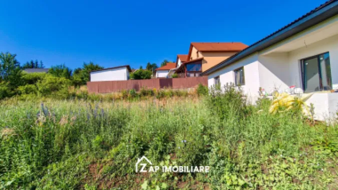 Casă 1 nivel 4 camere - 700 mp teren - Zona Pestisorul de aur