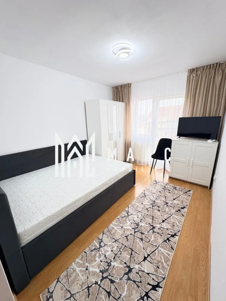 Apartament 2 camere | Intabulat | Renovat complet | Turnisor - MAAC Imobiliare vă prezintă spre vânzare un apartament de 2 camere, complet renovat și mobilat, situat în cartierul Turnișor, într-o zonă cu acces facil către toate punctele de interes.

Caracteristici generale:
Apartament cu 2 camere
Suprafață utilă: 42 mp
Complet renovat
Complet mobilat și utilat
Centrală termică nouă
Se vinde exact ca în poze, cu tot mobilierul și electrocasnicele incluse.

Compartimentare:
La intrarea în apartament ne întâmpină bucătăria
Bucătăria este complet mobilată și utilată cu aragaz, cuptor și plită
Primul dormitor este complet echipat, având pat, TV și birou, iar al doilea dormitor este similar. 
Ambele beneficiaza de un mic balcon de tip frantuzesc.
Baia este dotată cu cadă și mașină de spălat rufe.

Dotări și confort:
Încălzire prin calorifere
Centrală termică proprie, nouă
Amenajare modernă, funcțională, gata de mutare imediată.

Zonă și facilități:
Zonă foarte bine conectată
În apropiere se regăsesc bănci, stații de autobuz, magazine și alte facilități necesare zilnic

Avantaje:
Ideal pentru locuit sau investiție
Nu necesită nicio investiție suplimentară
Disponibil imediat.

Pentru mai multe detalii precizati telefonic ca ati vazut anuntul cu ID: CP2900167