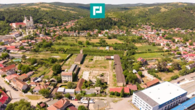 Spațiu industrial cu Teren 13.072 mp în Lipova